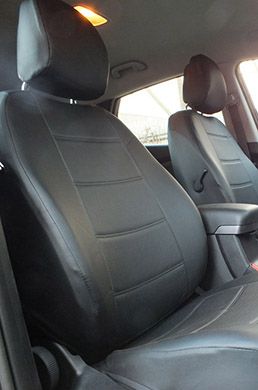 Авточехлы для Mitsubishi ASX Вид №2 ЭКОКОЖА ЧЕРНАЯ + вставка экокожа черная перфорация