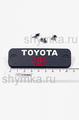 Шеврон резиновый для автоковриков 
TOYOTA ЦВЕТНОЙ + 3 клепки