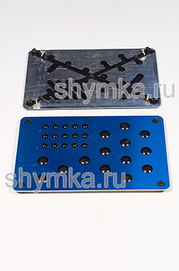 Подпятник Алюминиевый с пластиковыми вставками 
толщина 1,3мм размер 15х22см крепеж саморез