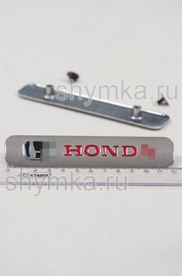 Шильд большой цветной ГЛЯНЦЕВЫЙ для автоковриков
HOND... + 2 болтика