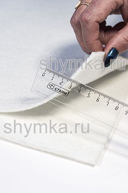 Полотно нетканое термоскрепленное иглопробивное 
БЕЛОЕ 300г/кв.м толщина 3мм ширина 1,6м